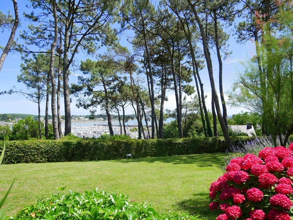 La Trinité-sur-Mer : Appartement 3 pièces, 73m² avec Wifi et Parking - FR-1-477-173 Apartment in Carnac