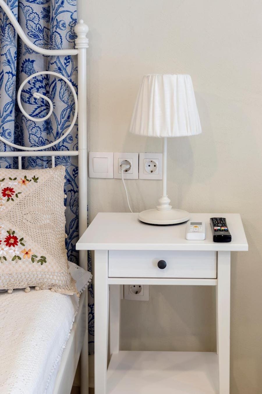 Decorative detail, Bedroom