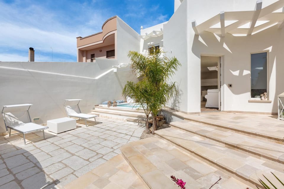 Property building, Patio