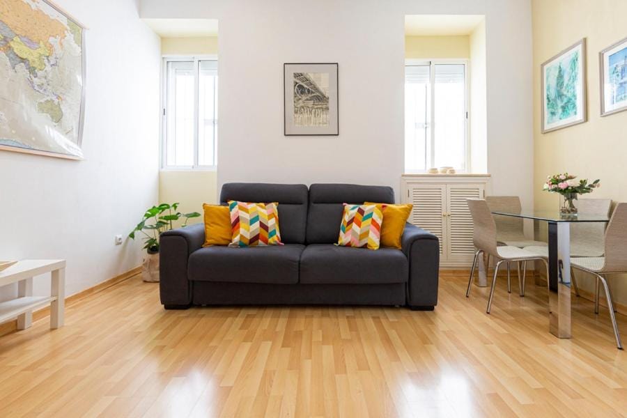 Apartamento 2 dormitorios Centro Histórico Museo Apartment in Seville