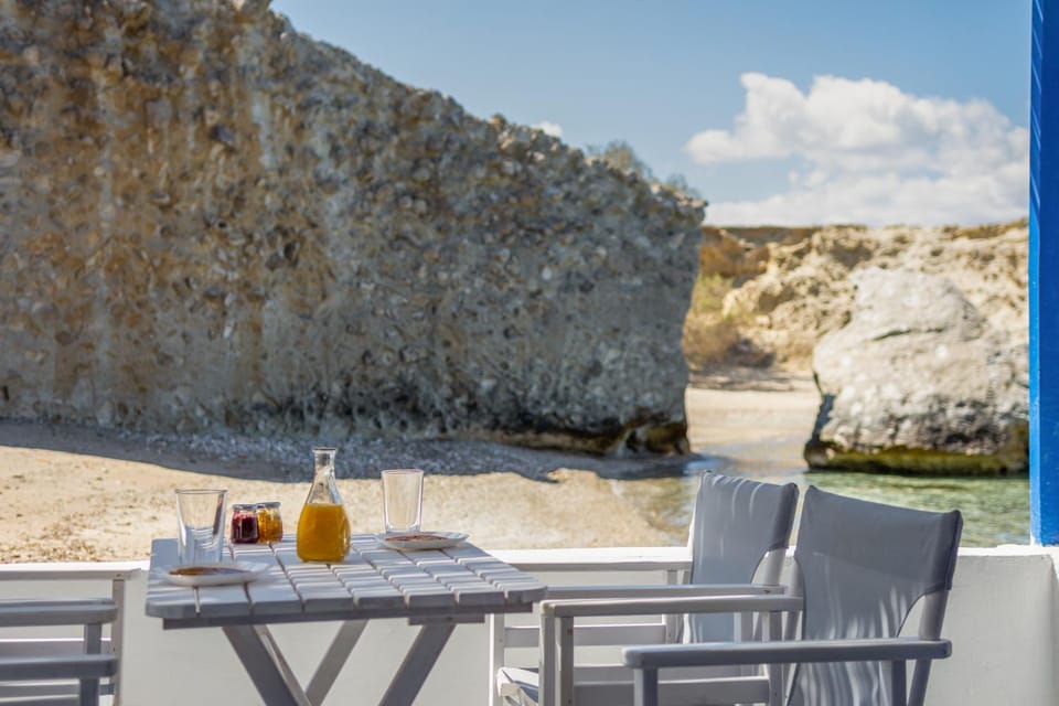 Almera Sea View Boat House House in Milos