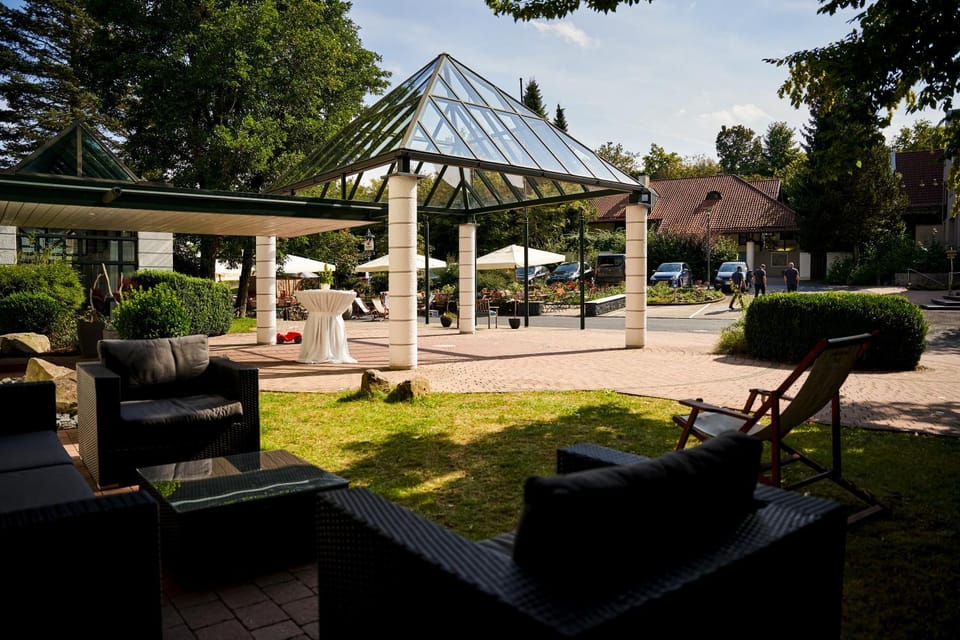 Summer, Lounge or bar