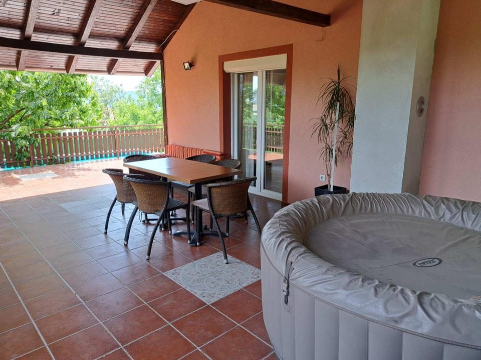 Teja-seosko turističko domaćinstvo Villa in Serbia