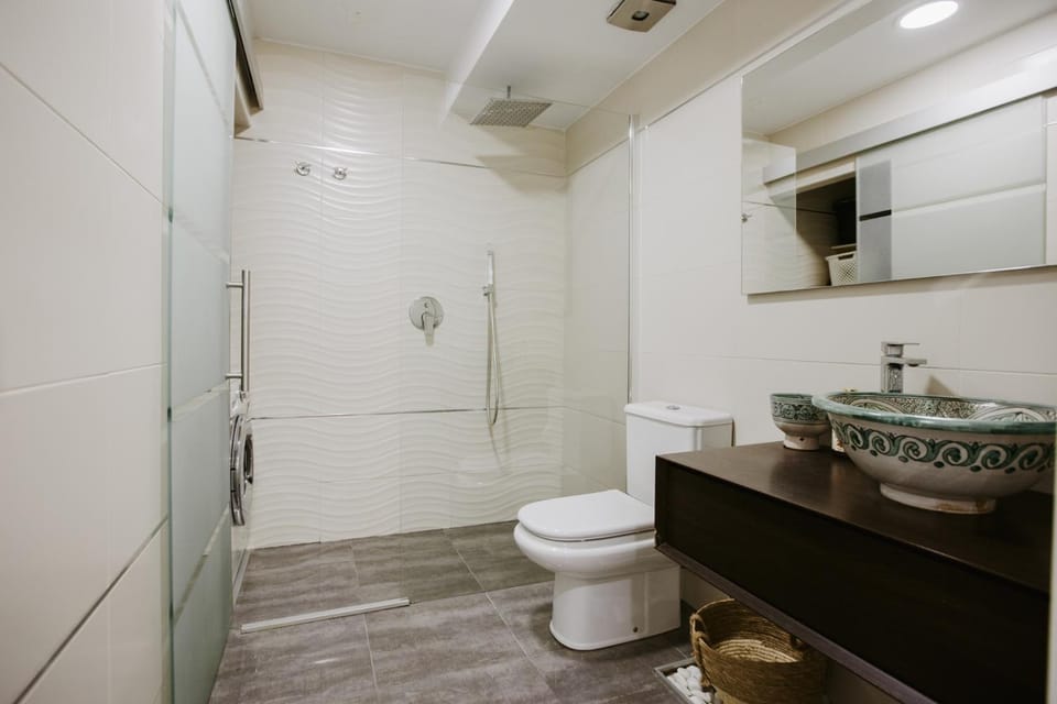 Shower, Bathroom