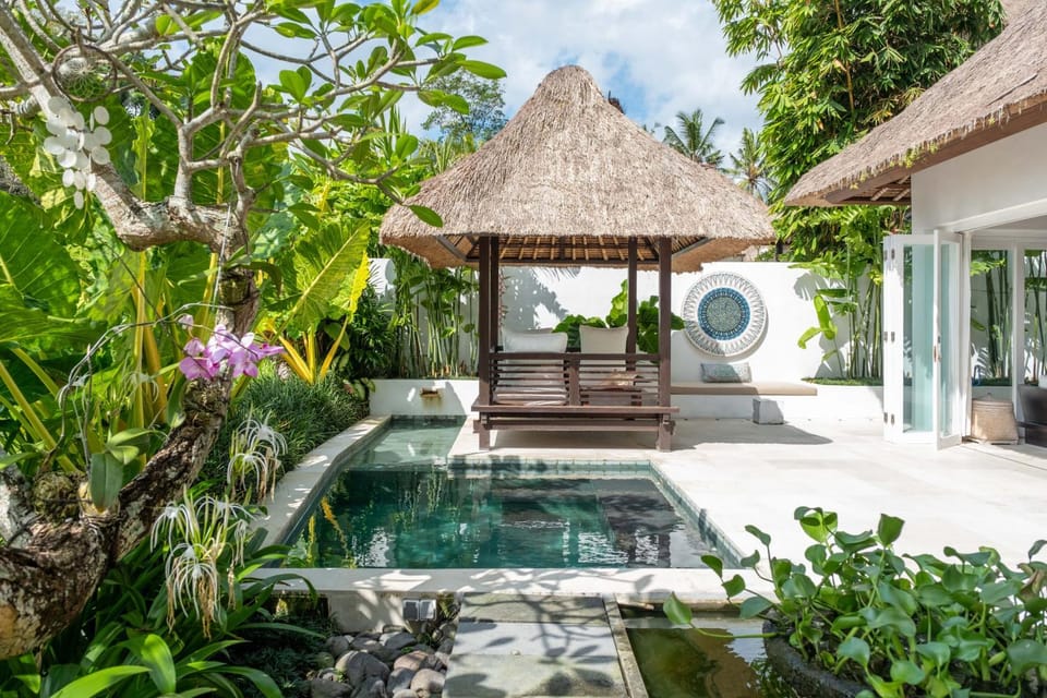 Patio, Swimming pool