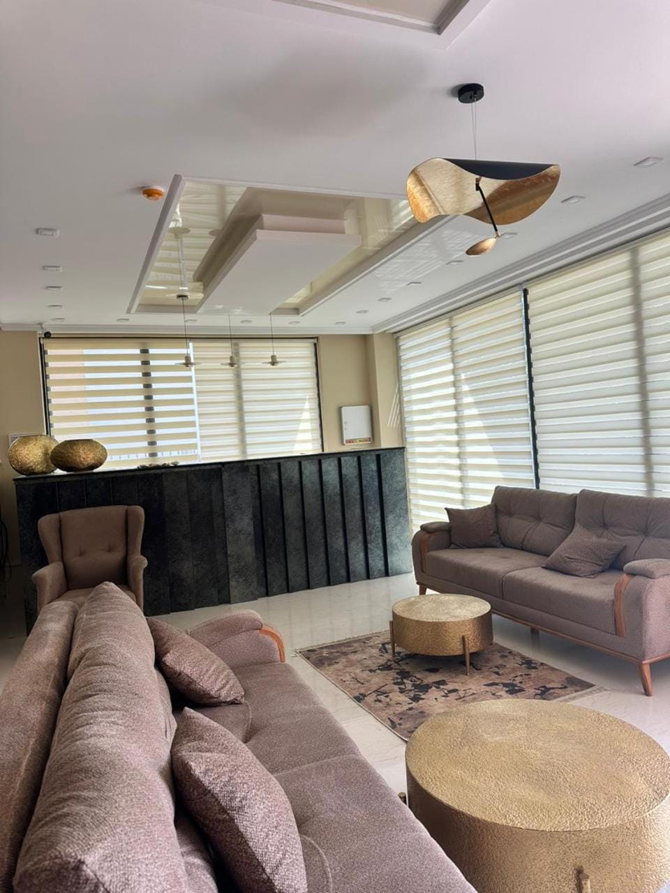 Living room, Seating area, air conditioner