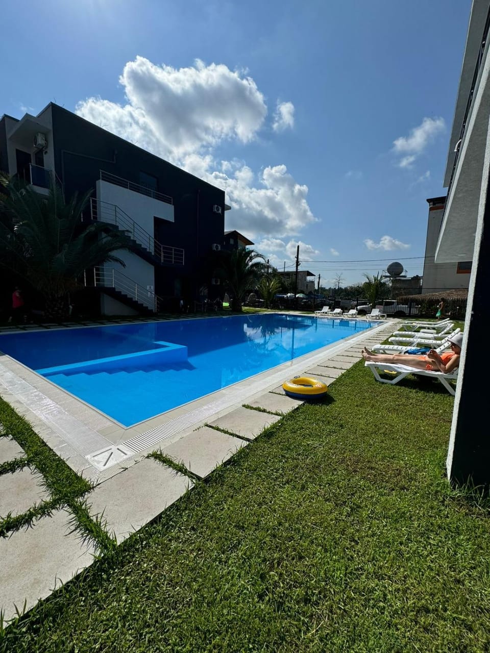 Day, Pool view, Swimming pool, sunbed