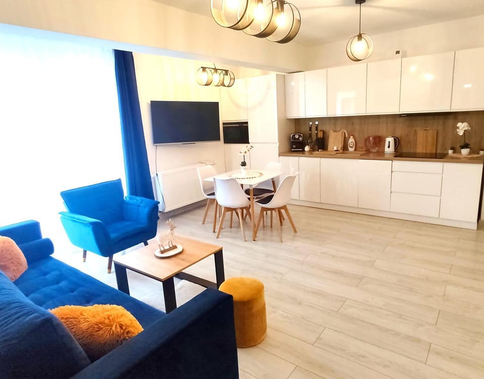 Coffee/tea facilities, Kitchen or kitchenette, Living room, Seating area, Dining area, minibar, pet friendly, stove