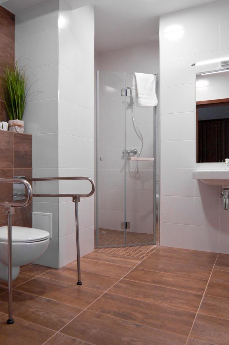 Shower, Toilet, Bathroom