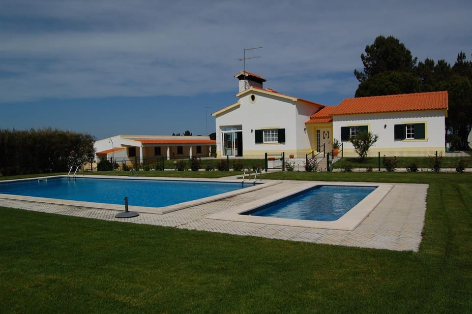 Swimming pool, Swimming pool
