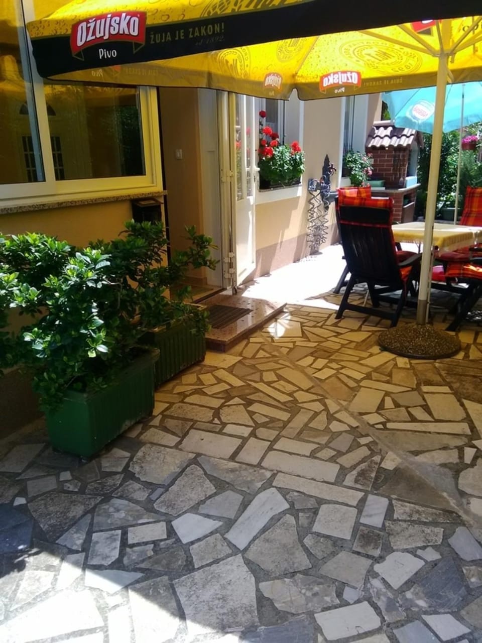 BBQ facilities, Balcony/Terrace