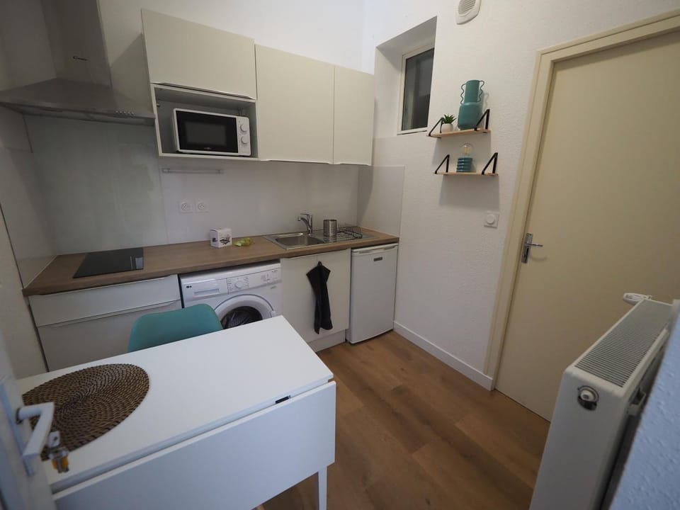 Appartement meublé 4 - 15 min Dampierre - 25 min Belleville - WIFI Apartment in Gien