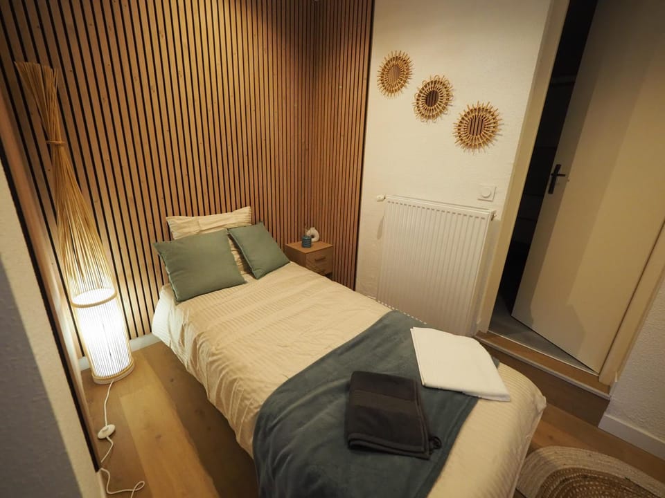 Appartement meublé 4 - 15 min Dampierre - 25 min Belleville - WIFI Apartment in Gien