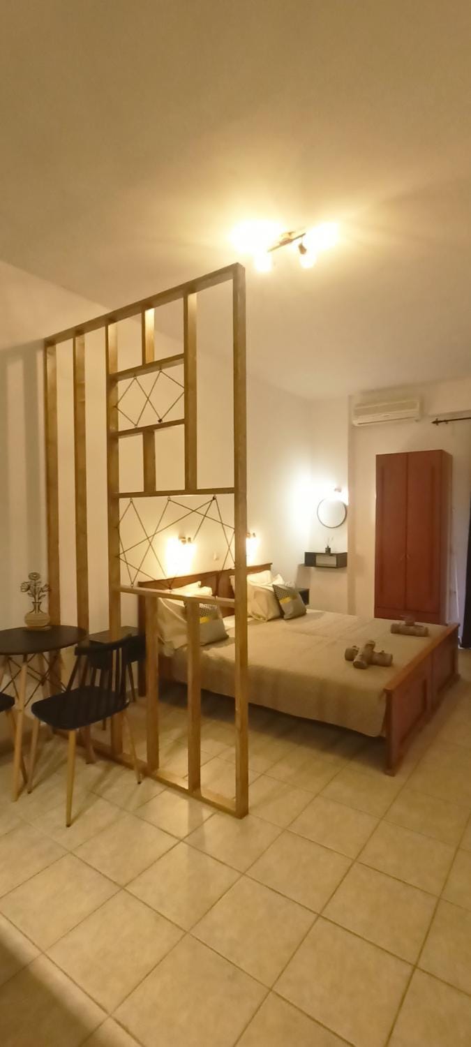 DANDOLOS STUDIOS Apartment in Peloponnese, Western Greece and the Ionian