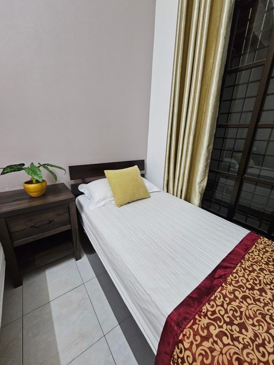 Warni Villa 8 Whole Or Room Vacation rental in Johor