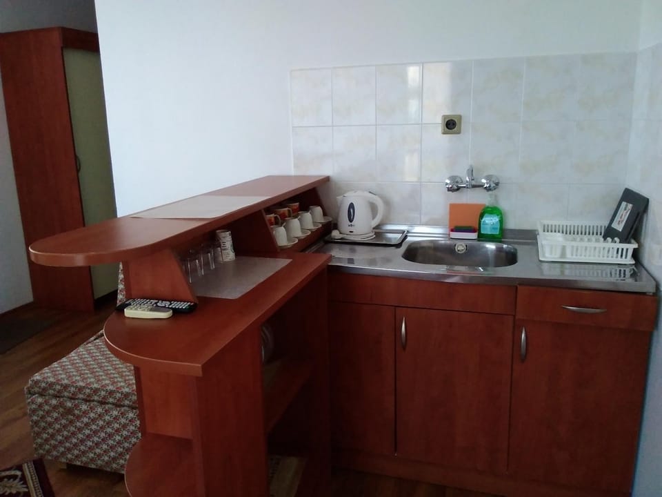 Coffee/tea facilities, Kitchen or kitchenette