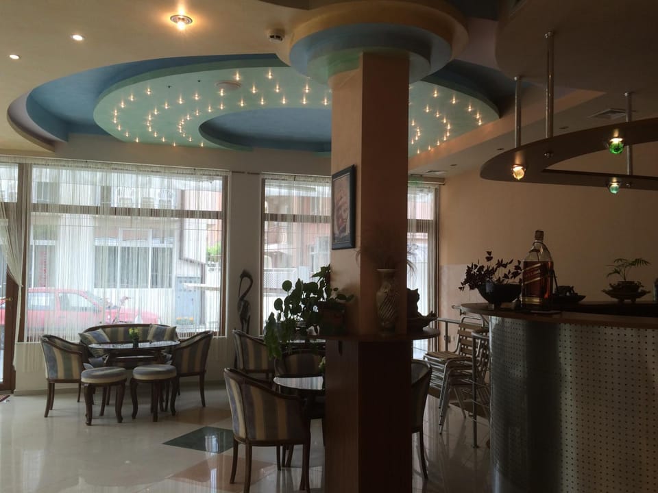 Lobby or reception, Seating area