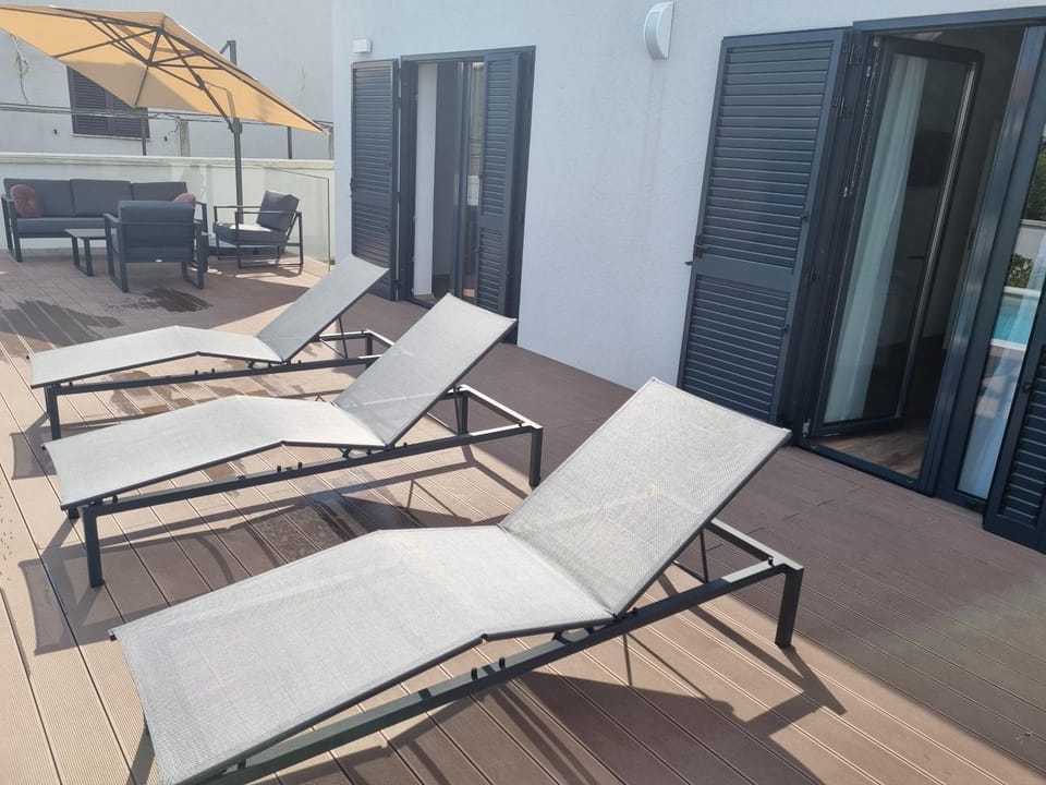 Patio, Balcony/Terrace