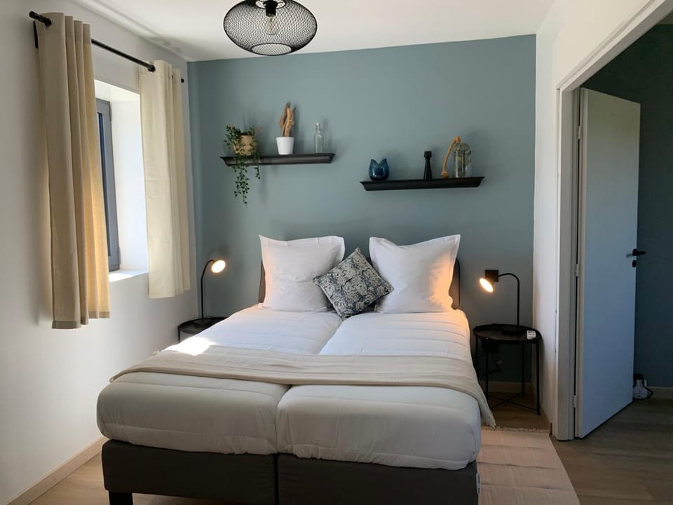 La Petite Maison 1933 Bed and Breakfast in Switzerland