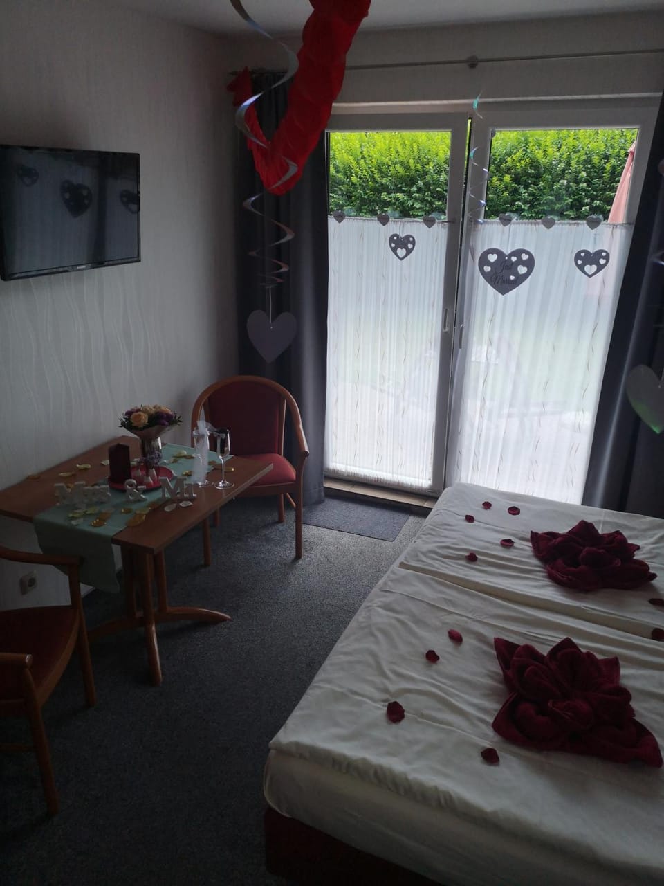 Photo of the whole room