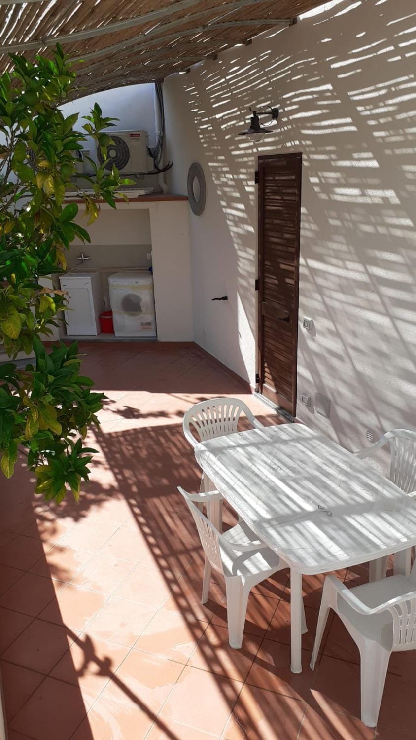 ANFORA Arancione Apartment in Canneto