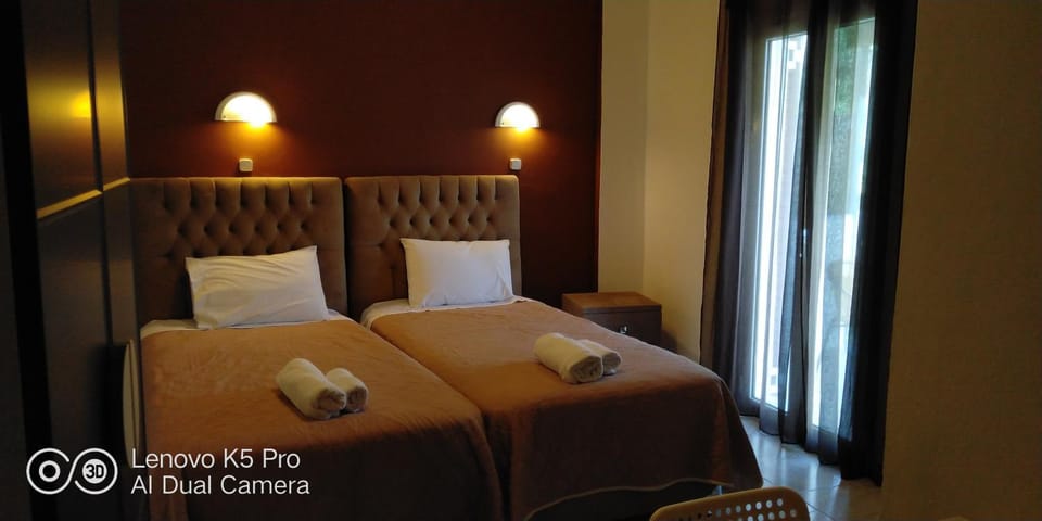 Studios Spiros Parga Apartment hotel in Peloponnese, Western Greece and the Ionian