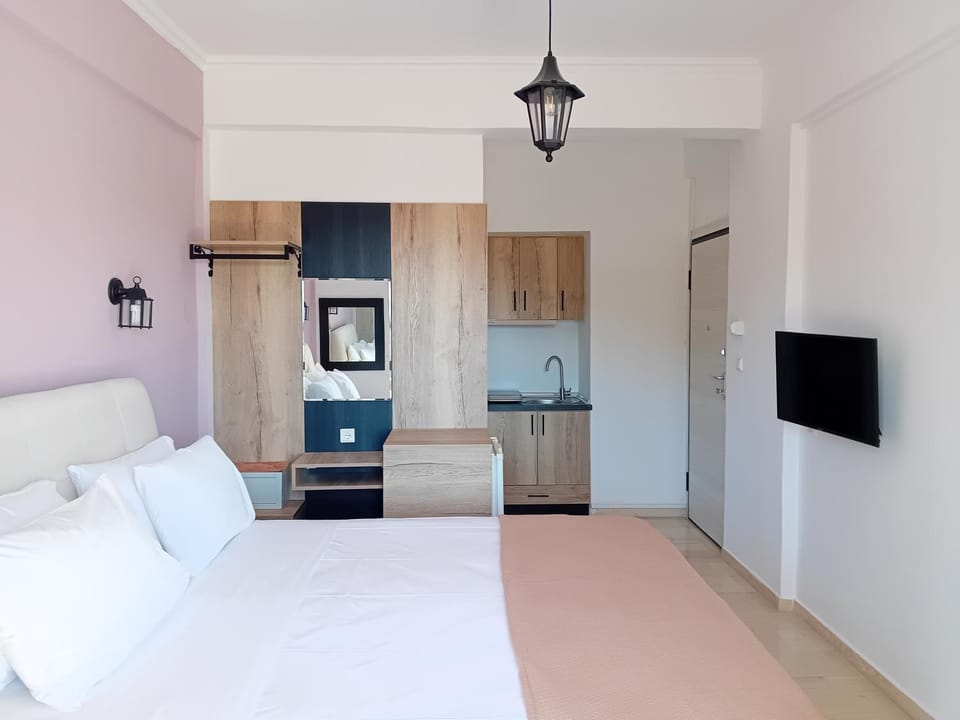 Studios Spiros Parga Apartment hotel in Peloponnese, Western Greece and the Ionian