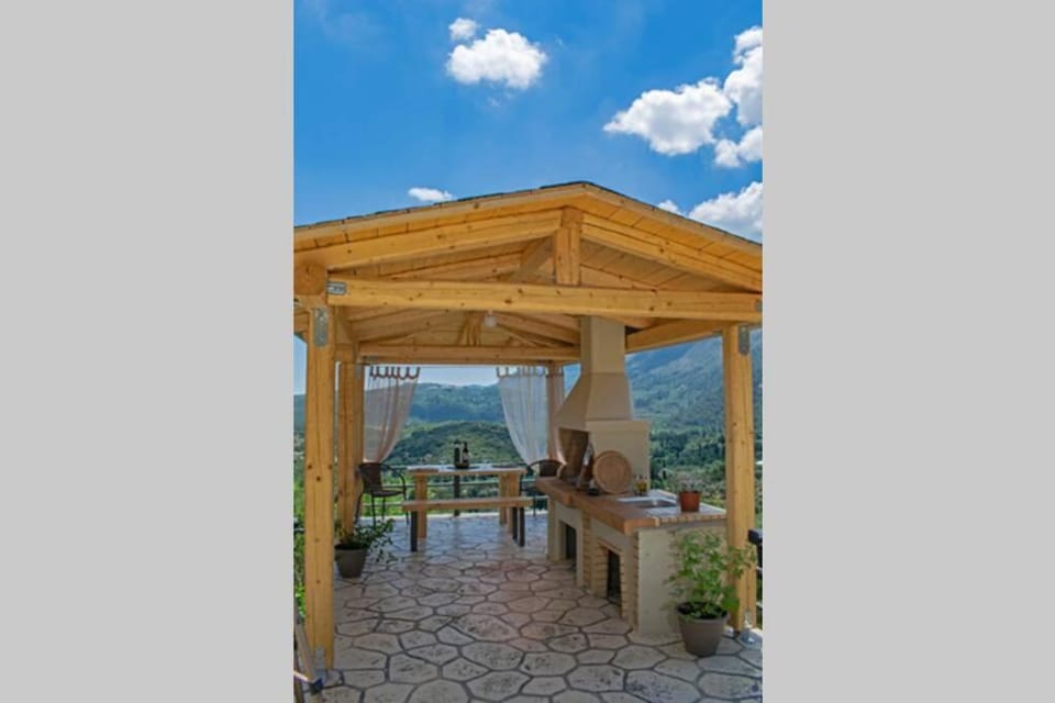 Natural landscape, Balcony/Terrace, Mountain view