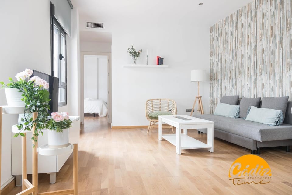 Living room, Photo of the whole room