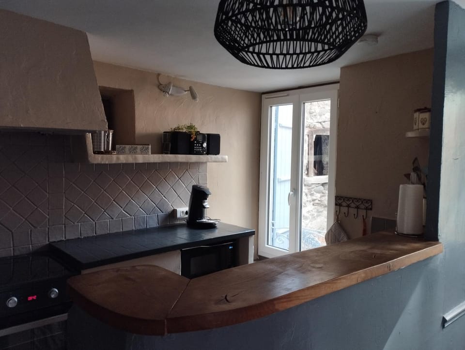 Maison de village dans une rue calme House in Catalonia