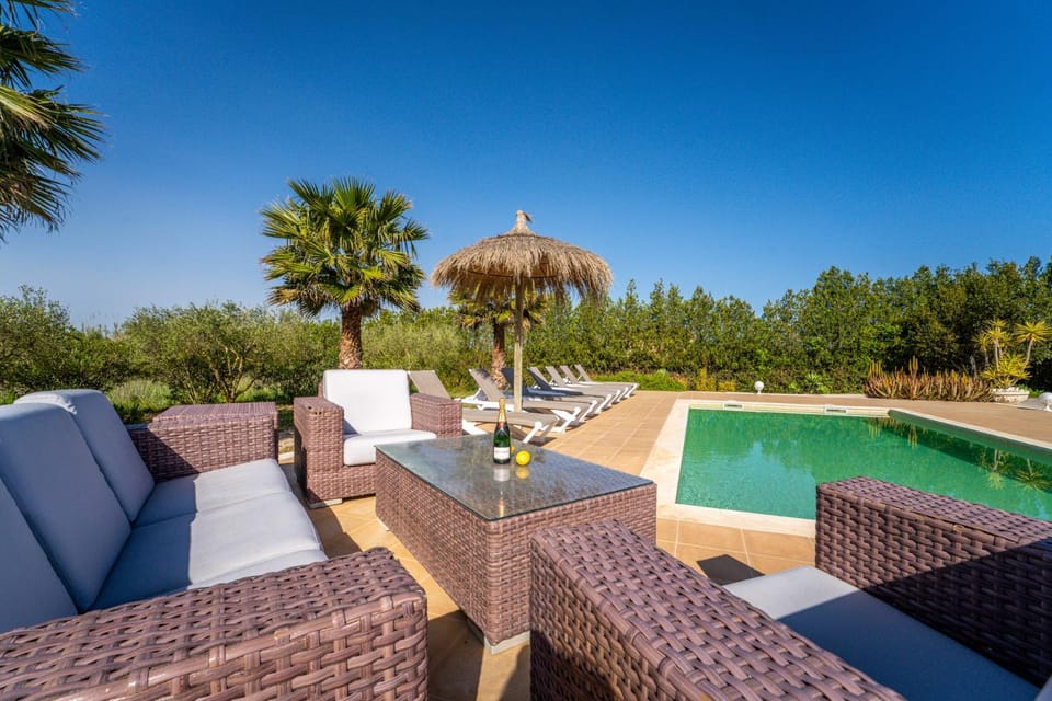 Finca Cas Padrins Villa in Llevant