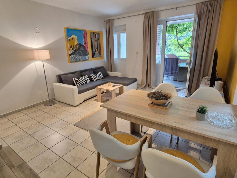 Apartmani Punta Pakoštane Apartment in Šibenik-Knin County, Croatia