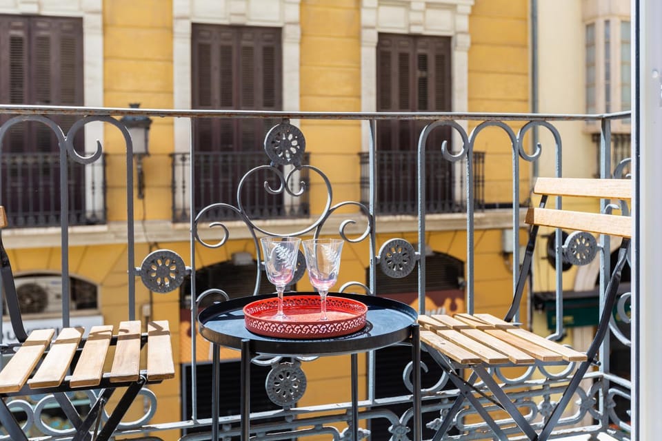 Balcony/Terrace, Landmark view, Street view