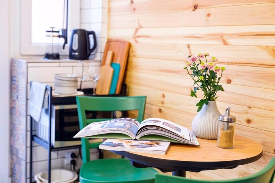 Small folksy studio Kochanowskiego St Apartment in Krakow