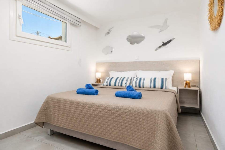 Blue View Villa Apartment #1 Luxury Sea View Mini Shared Pool Apartment in Decentralized Administration of the Aegean