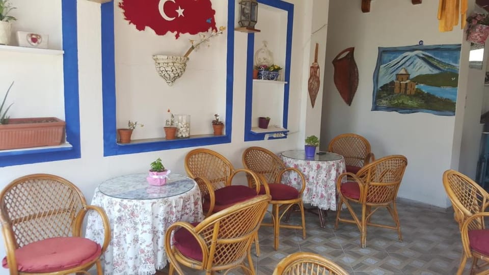 Restaurant/places to eat, Breakfast