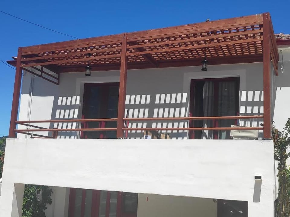 Property building, Balcony/Terrace