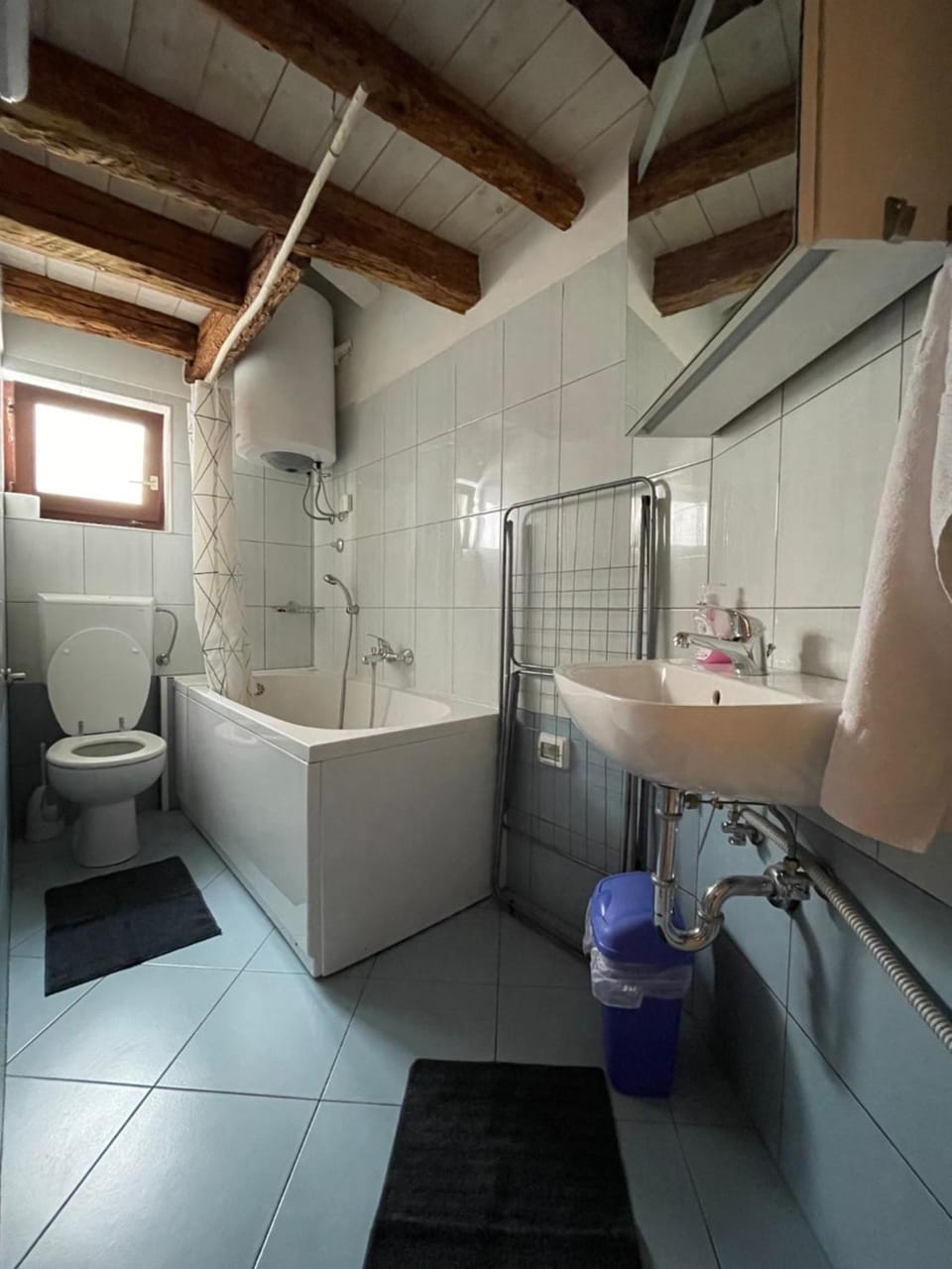 Toilet, Bathroom, Bath, towels