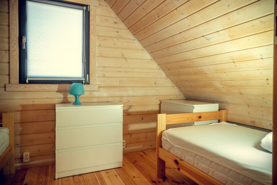 ZYGAdomki , komfortowe Domki 7 minut od plaży - idealne dla rodzin z dziećmi Nature lodge in West Pomeranian Voivodeship, Poland
