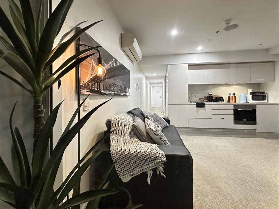 Kitchen or kitchenette, Living room, Seating area, minibar, pet friendly, stove