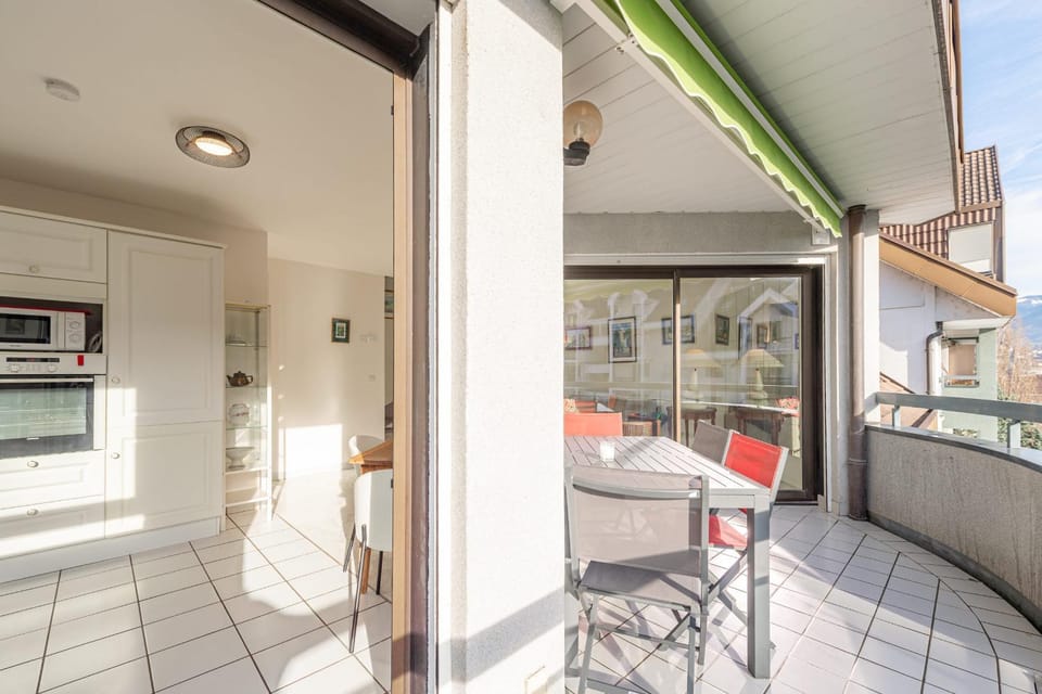 Le Thélème - Duplex apartment in Annecy balcony & parking 800m from the la Apartment in Annecy