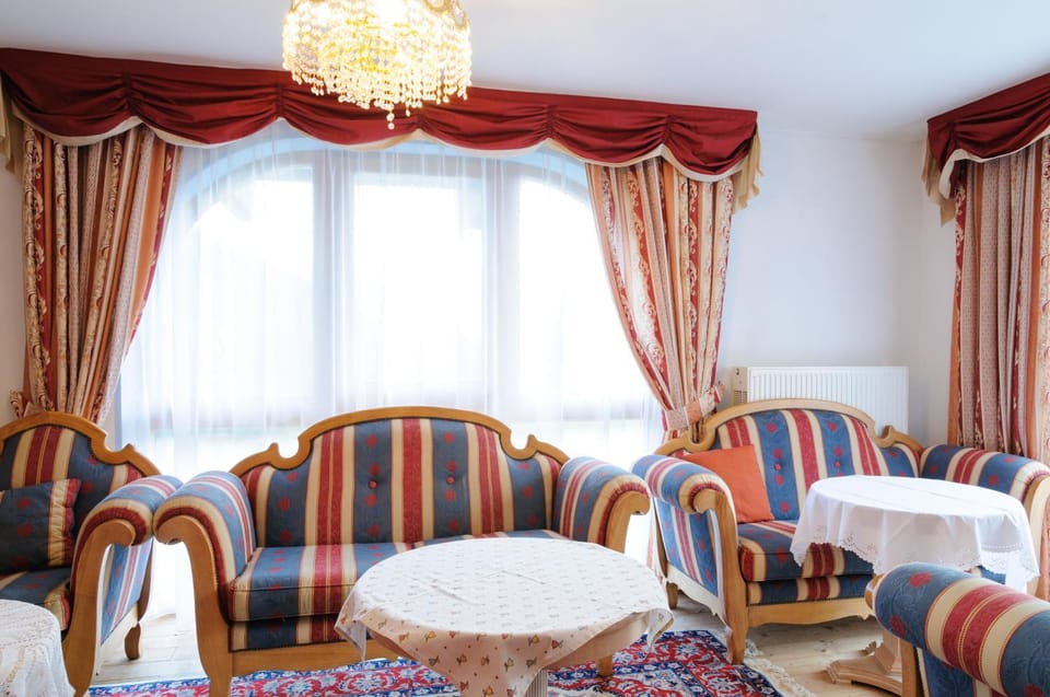 Landhaus Linser Bed and Breakfast in Tyrol