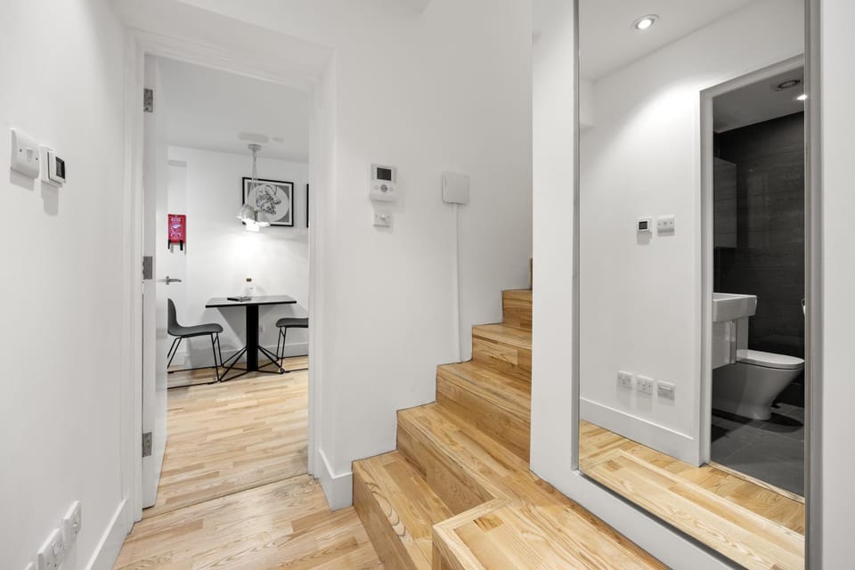 Kula London - Bloomsbury Apartment in City of Westminster
