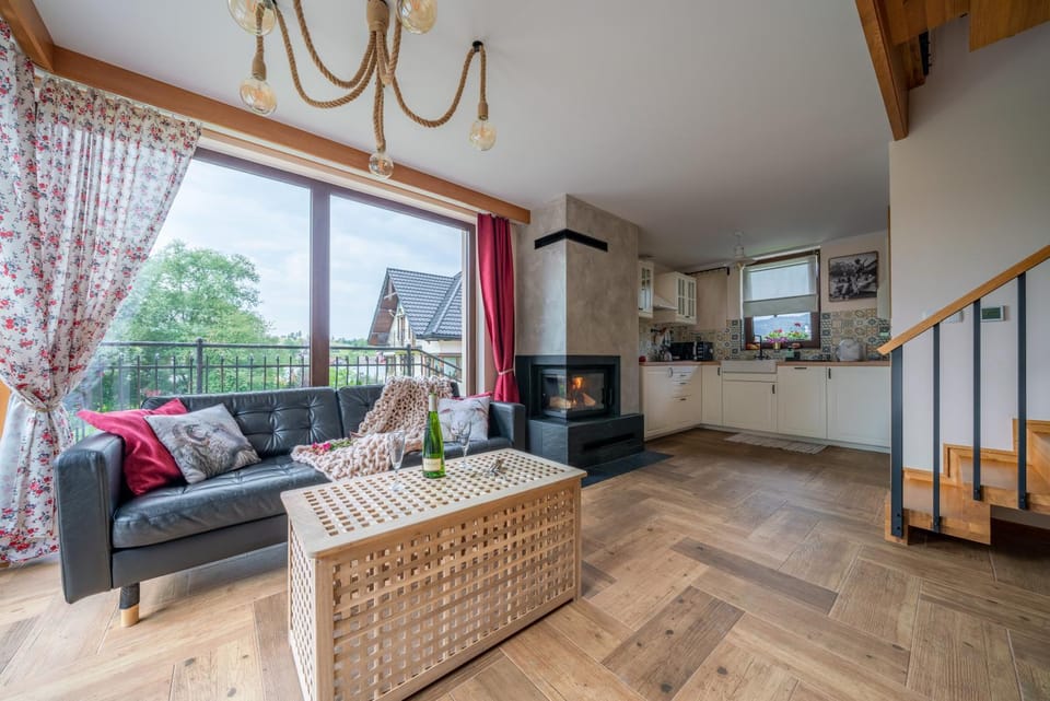 View (from property/room), View (from property/room), Balcony/Terrace, Kitchen or kitchenette, Living room, Other, Other, Other, Decorative detail, Decorative detail, Seating area
