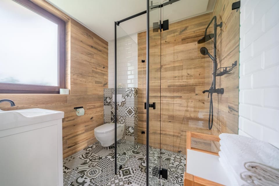 Shower, Toilet, Bathroom, View (from property/room), View (from property/room), Other, Other, Other