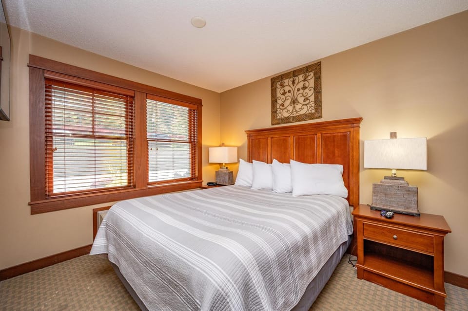 A116 One Bedroom Standard View Apartment in Deep Creek Lake