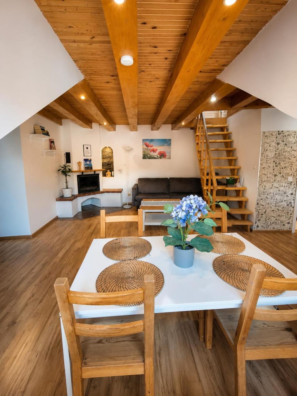 PRIVATE FREE SAUNA & 4 bedrooms Old Town Rooftop Apartment Apartment in Vilnius