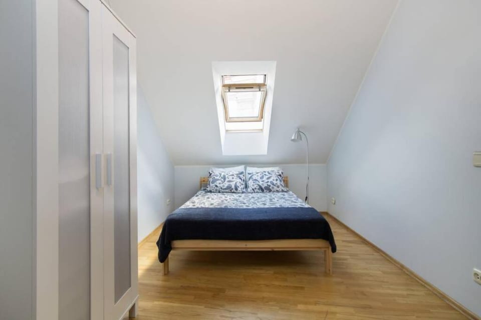 PRIVATE FREE SAUNA & 4 bedrooms Old Town Rooftop Apartment Apartment in Vilnius