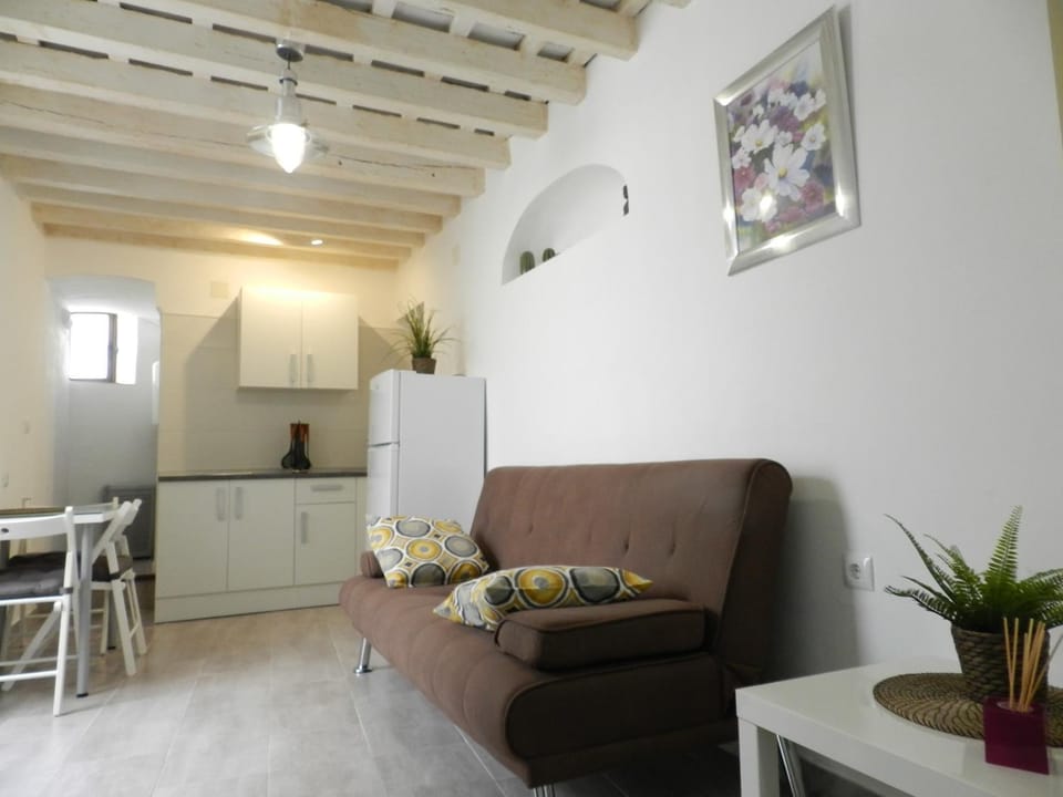 Casa Lola, La Plazoleta Apartment in Vejer de la Frontera