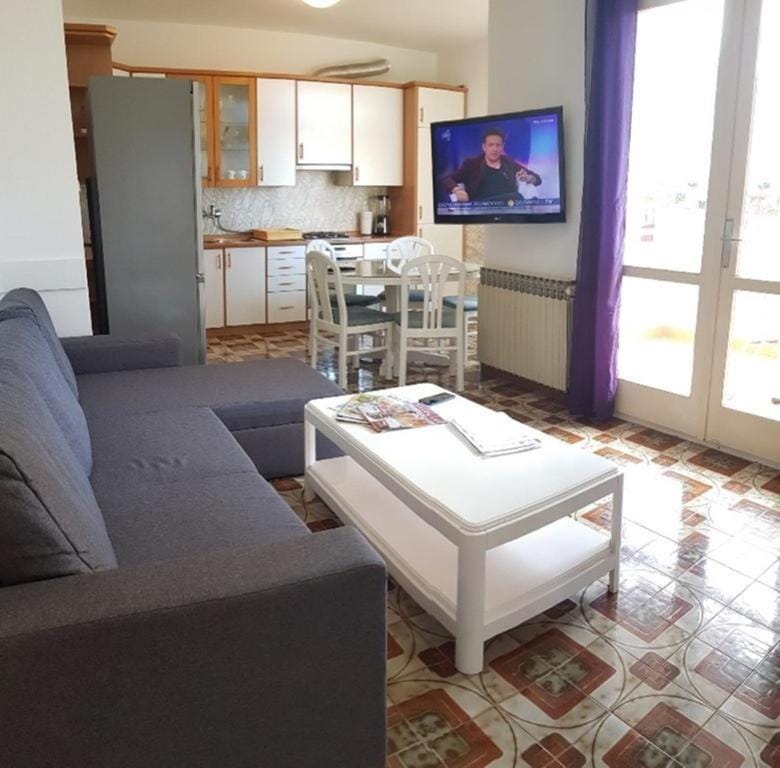 Silente Apartment in Makarska